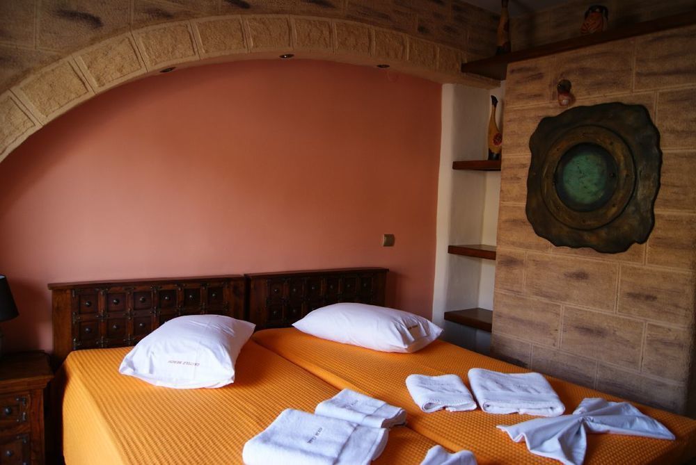 Castelo Boutique Hotel Panteli Exterior photo